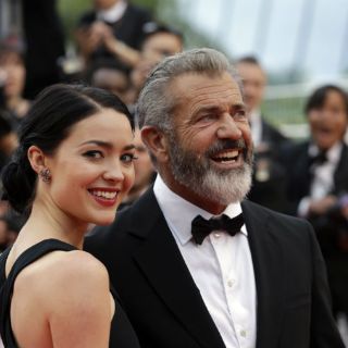 Novia de Mel Gibson espera noveno hijo del actor