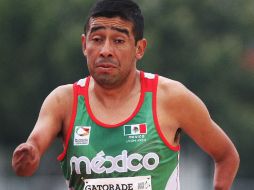 A la mitad de la competición, Meza finaliza con un tiempo de una hora, 48 minutos y 31 segundos. TWITTER / @CONADE