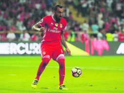 Regreso goleador. Kostas Moytroglu hizo dos goles en la victoria de las Águilas. ESPECIAL / BENFICA FC