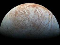 Los descubrimientos se realizaron a partir de imágenes de Europa, la luna helada de Júpiter. TWITTER / @NASA
