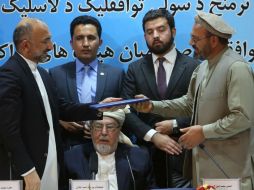 El representante del Gobierno afgano destacó que la comunidad internacional ha apoyado este acuerdo. AP / R. Gul