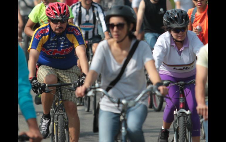 El ciclismo es una actividad cada vez más popular entre todos los sectores de la población. EL INFORMADOR / ARCHIVO
