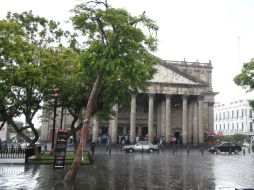 Las autoridades sugieren tomar las medidas necesarias en caso de presentarse algún evento de lluvia. EL INFORMADOR / ARCHIVO