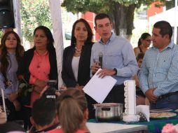 A través del programa ''Apoyo a mujeres jefas de familia'', en Tlaquepaque se han beneficiado a 686 mujeres. TWITTER / @micasrey