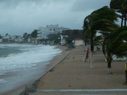 El sistema se ubicó a mil 385 kilómetros al sur-suroeste de BCS y se desplaza lentamente al norte. EL INFORMADOR / ARCHIVO