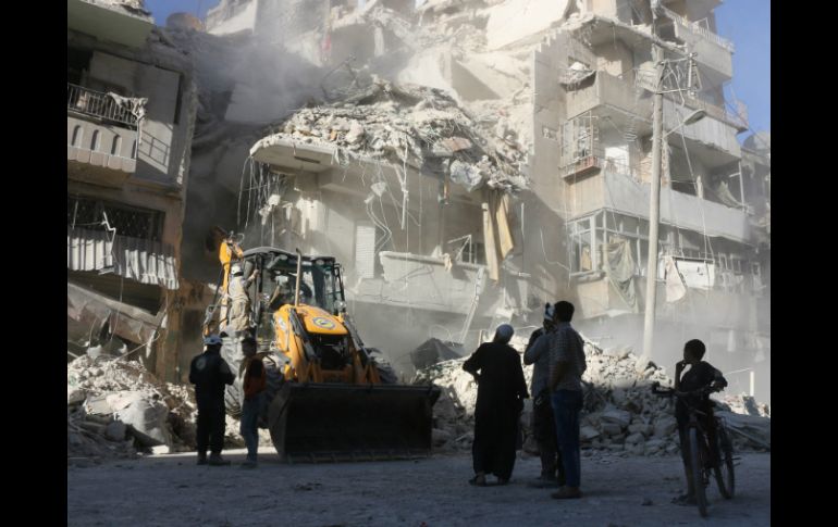Al menos 45 civiles murieron este sábado en los barrios rebeldes de Alepo. AFP / T. Mohammed