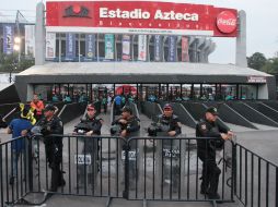 Las taquillas del estadio Azteca lucían desoladas pese a que estaban abiertas. NTX / I. Hernández
