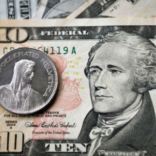 Riesgo país cierra semana con baja marginal