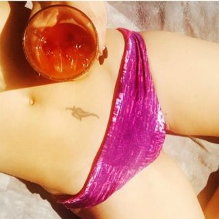 Kate del Castillo comparte foto en bikini