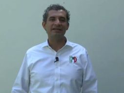 El priista publicó en redes sociales un video para explicar que la líquidación fue hecha conforme a las normas vigentes. TWITTER / @EnriqueOchoaR