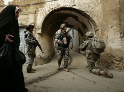 Las autoridades de seguridad en Bagdad han bloqueado varias calles principales para evitar más ataques del EI. AP / ARCHIVO