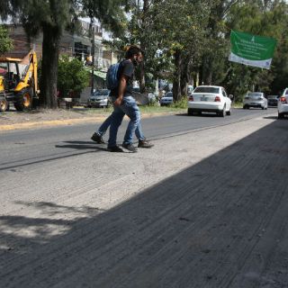 Avenida Acueducto continúa dispareja pese a intervención