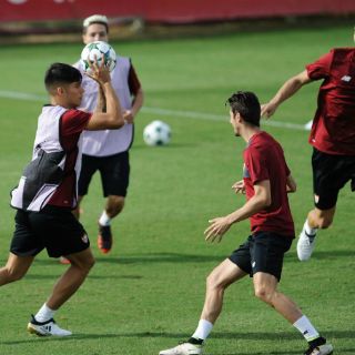 Sevilla busca su primer triunfo en la Champions