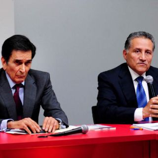 En hecho inédito, PRI quita derechos partidistas a gobernador de Veracruz