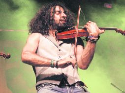 A crear. El artista sugiere a los nuevos valores que se atrevan con su música. EFE / ARCHIVO