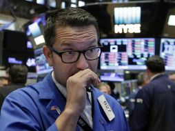 La subida fue impulsada por una fuerte subida del petróleo en los mercados internacionales. AP / R. Drew