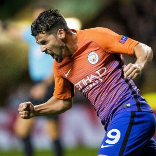 Manchester City arranca un trabajado empate en Glasgow