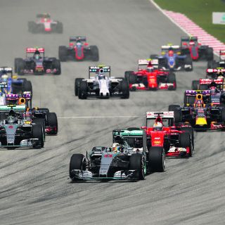 Por la cima en medio del calor asiático