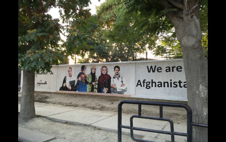 Pintar en las paredes en Afganistán debe suceder a un permiso, de lo contrario, los artistas podrían ser condenados a pena de muerte. TWITTER / @ArtLordsWorld