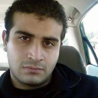 Autor de tiroteo de Orlando oró en mezquita días antes de la matanza