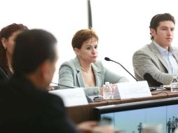 La titular de la contraloría compareció en el Congreso de Nuevo León, por el caso #cobijagate. TWITTER / @gtlaloc