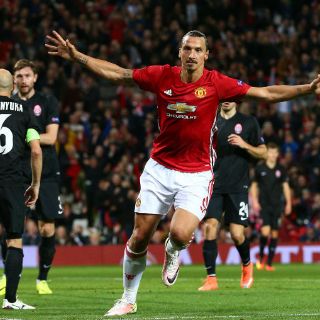Manchester United  reacciona en la Europa League