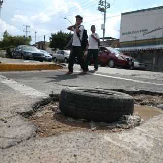 Alfaro y Lemus lanzan pavimentación histórica