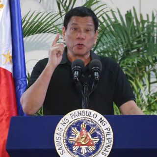 Duterte compara su campaña antidrogas con el Holocausto