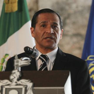 Suman 15 cuerpos encontrados en río Lerma