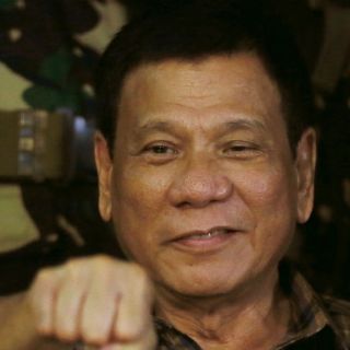 Portavoz niega que Duterte haya elogiado a Hitler