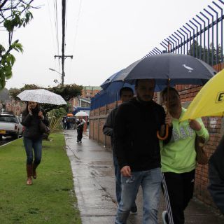 Lluvias por huracán 'Matthew' afectan plebiscito en Colombia