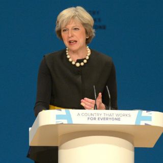 La ruptura con la UE inicia en marzo: Theresa May