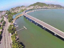 El Programa Nacional de Infraestructura 2013-2018 construye y moderniza las carreteras del país. ESPECIAL /