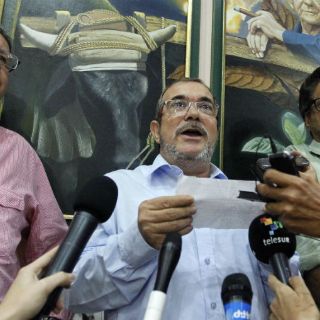 Las FARC, dispuestas a 'rectificar' el acuerdo de paz