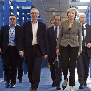 Reino Unido 'no suplicará' a la Unión Europea, afirma May