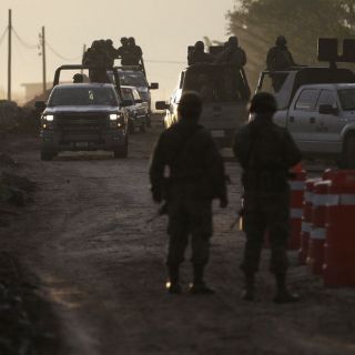 Ofrecen reubicar a alumnos ante violencia en Sinaloa