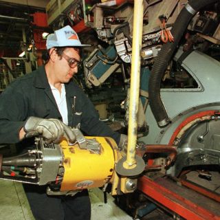 Volkswagen abre un tercer turno en su planta de Puebla