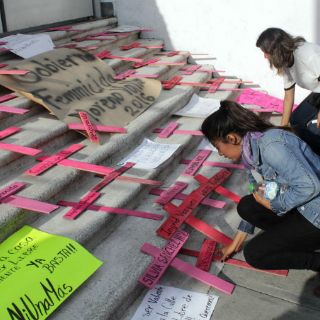 Organizaciones exigen alerta de género en Puebla