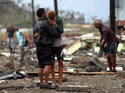 El huracán ''Matthew'' deja a su paso por Cuba graves destrozos en el extremo oriental de la isla. EFE / A. Ernesto