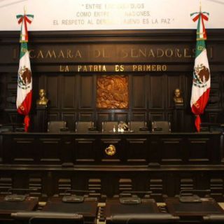 Avanza en Senado iniciativa de Peña Nieto sobre justicia laboral