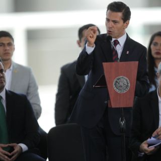 Peña Nieto inaugura fábrica de nutrición infantil en Ocotlán