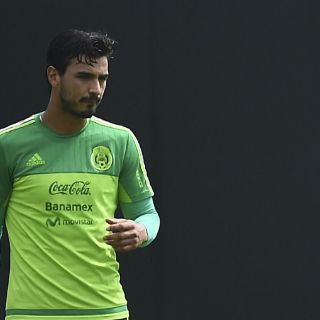 Jona Dos Santos y Oswaldo Alanís, bajas del Tri por lesión