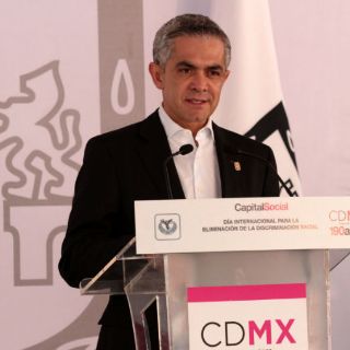 Ex policía vinculado a Serment reprobó control de confianza: Mancera