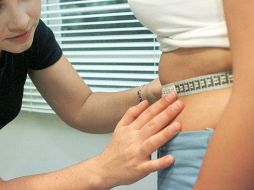 Un día podrías ponerte tus pantalones favoritos y descubrir que simplemente ya no te quedan. NTX / ARCHIVO