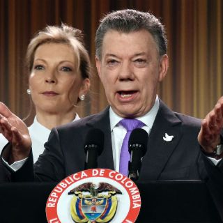 Francia felicita 'calurosamente' a Santos por Nobel de la paz