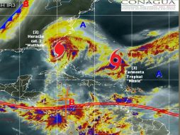 El ciclón se mueve con una velocidad de traslación de siete kilómetros por hora y podría cambiar su dirección al noroeste. TWITTER / @conagua_clima