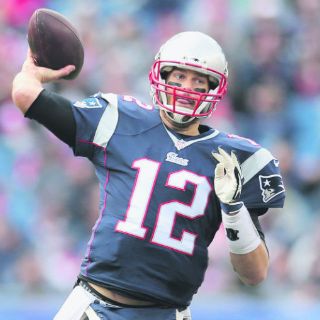 Tom Brady roba reflectores