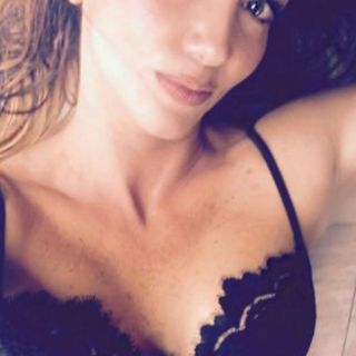 Andrea Legarreta comparte foto en lencería