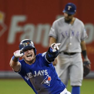 Toronto barre a Texas y avanza a Serie de Campeonato