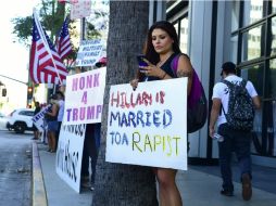 Bill Clinton podría volver a ocupar la Casa Blanca como primer marido, algo que 'no sería bueno', argumenta adepta. AFP / F. J. Brown